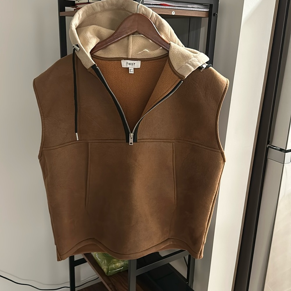 Vest sweatshirt